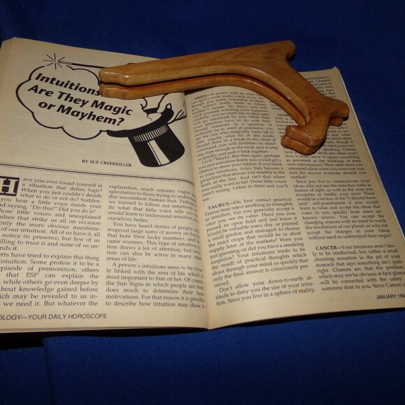 Vintage Astrology Magazine - January 1994 - Happy New Year - Picture 4 of 4